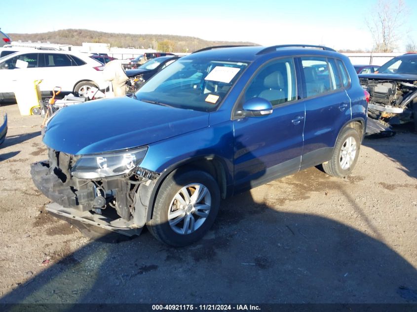 2017 Volkswagen Tiguan 2.0T/S VIN: WVGBV7AX2HK008501 Lot: 40921175