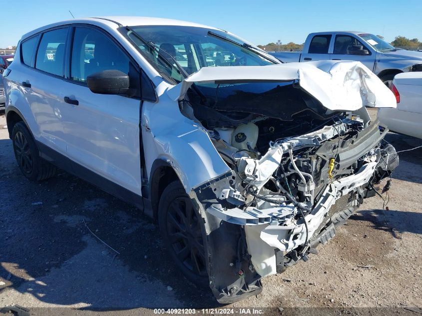 2018 Ford Escape S VIN: 1FMCU0F79JUB11027 Lot: 40921203