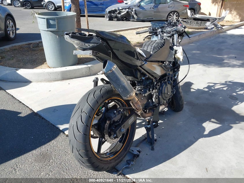 VIN JKAEXKG16PDAS2869 2023 KAWASAKI EX400