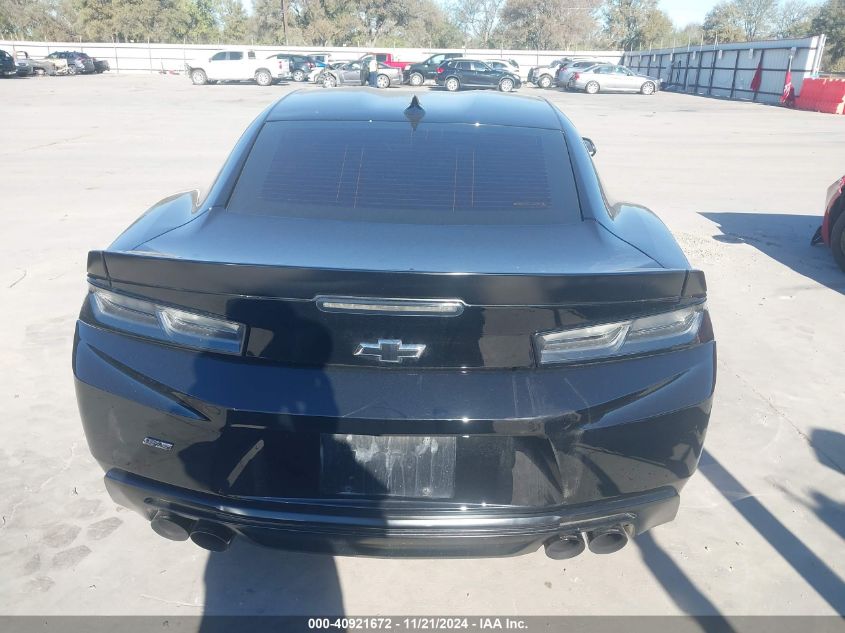 2018 Chevrolet Camaro 1Ss VIN: 1G1FE1R71J0177037 Lot: 40921672