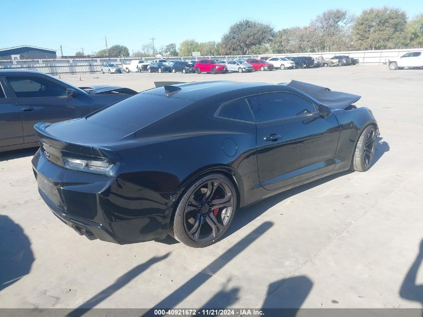 2018 Chevrolet Camaro 1Ss VIN: 1G1FE1R71J0177037 Lot: 40921672