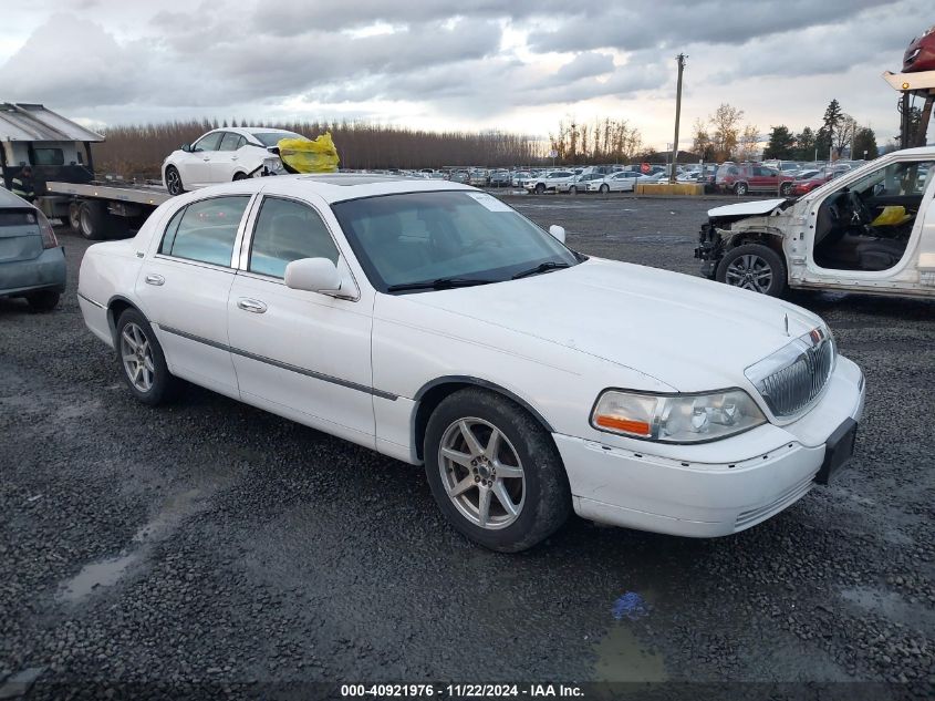 2007 Lincoln Town Car Signature Limited VIN: 1LNHM82V47Y622879 Lot: 40921976