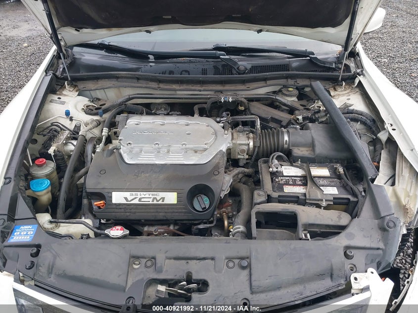 2008 HONDA ACCORD VIN: 1HGCP36888A023816