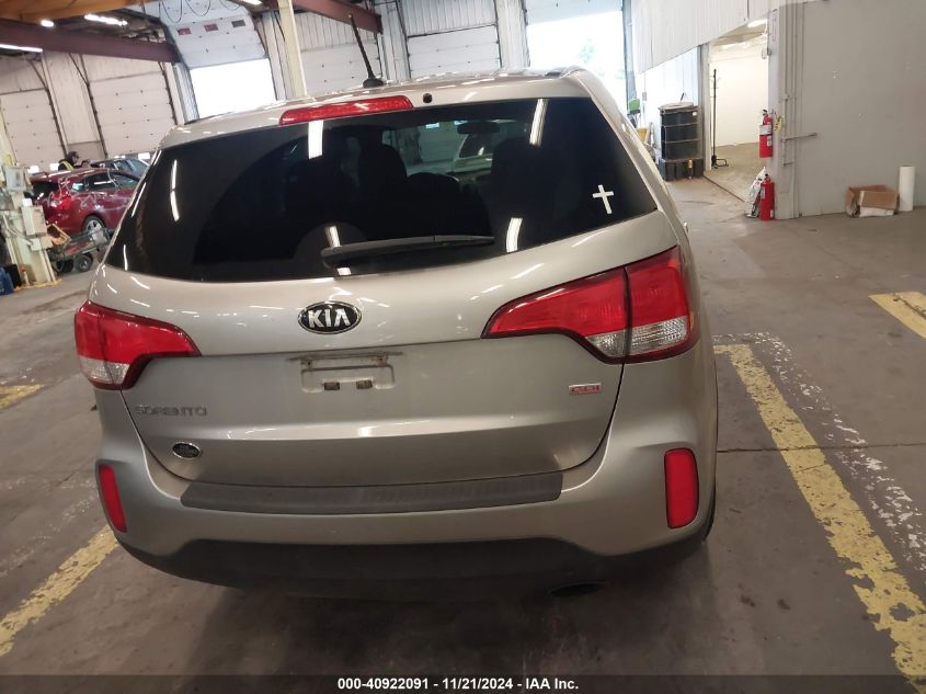 2014 KIA SORENTO LX - 5XYKT3A66EG550261