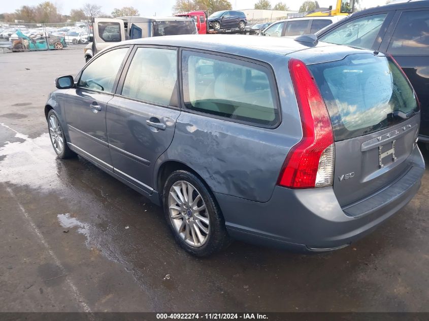 2010 Volvo V50 2.4I VIN: YV1382MWXA2540441 Lot: 40922274