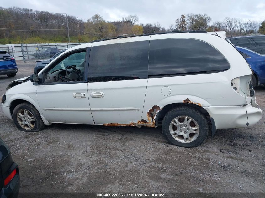 2003 Dodge Grand Caravan Sport VIN: 2D4GP44L83R303174 Lot: 40922536