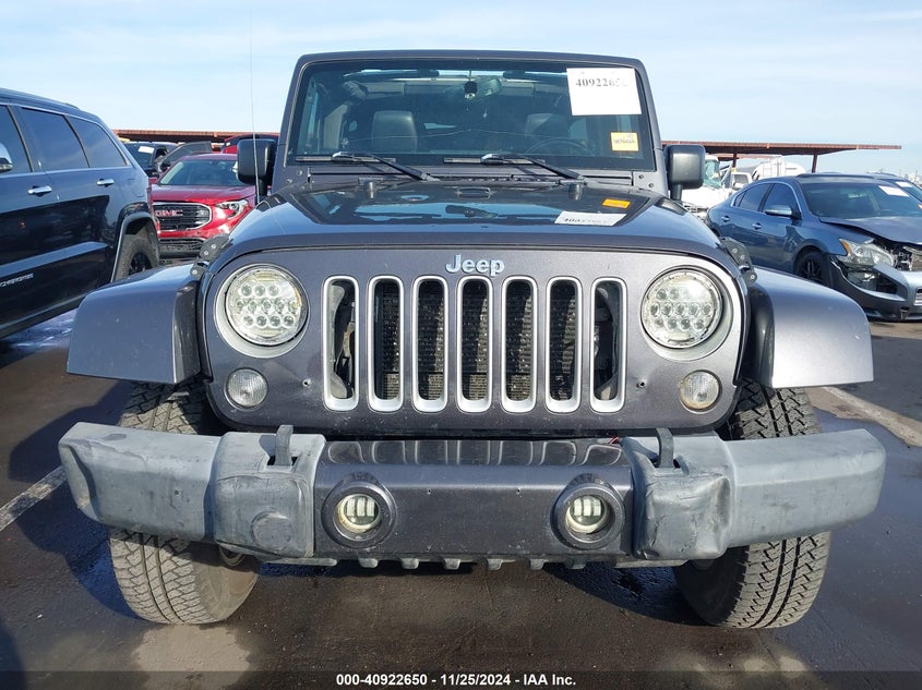 2016 JEEP WRANGLER UNLIMITED SAHARA - 1C4BJWEG4GL244015