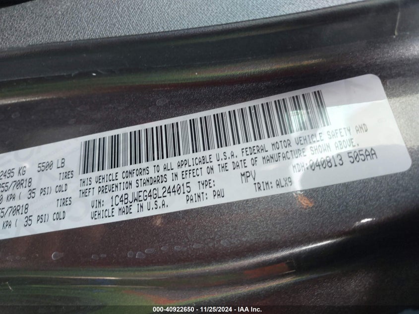 2016 JEEP WRANGLER UNLIMITED SAHARA - 1C4BJWEG4GL244015