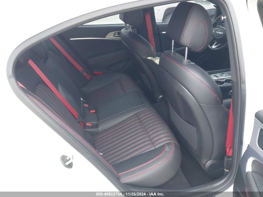 2022 GENESIS G70 VIN: KMTG54TE3NU087411