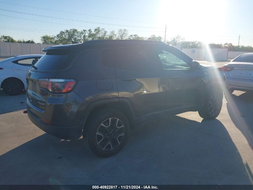 VIN 3C4NJDDB7KT702800 2019 JEEP COMPASS TRAILHAWK 4X4