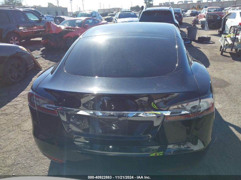 2018 Tesla Model S 100D/75D/P100D VIN: 5YJSA1E26JF275543 Lot: 40922883