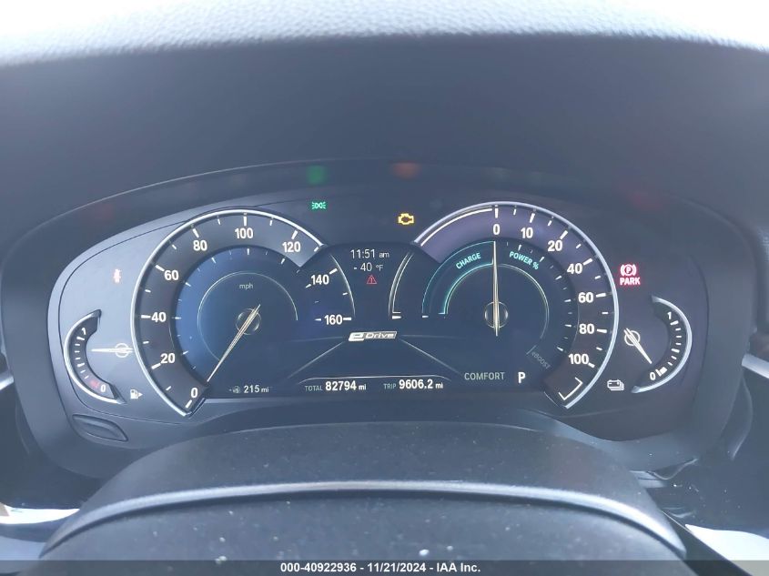 VIN WBAJA9C5XJB250376 2018 BMW 5 Series, 530E Iperf... no.7