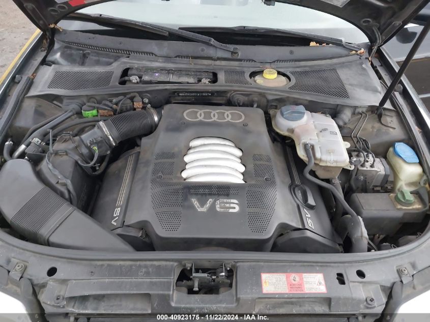 2000 Audi A4 2.8 VIN: WAUDH28D5YA113667 Lot: 40923175