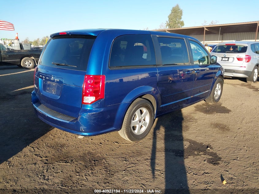 2D4RN3DG4BR617351 2011 DODGE CARAVAN photo no. 4