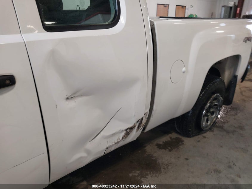 2011 CHEVROLET SILVERADO VIN: 1GCRKPEA6BZ229809