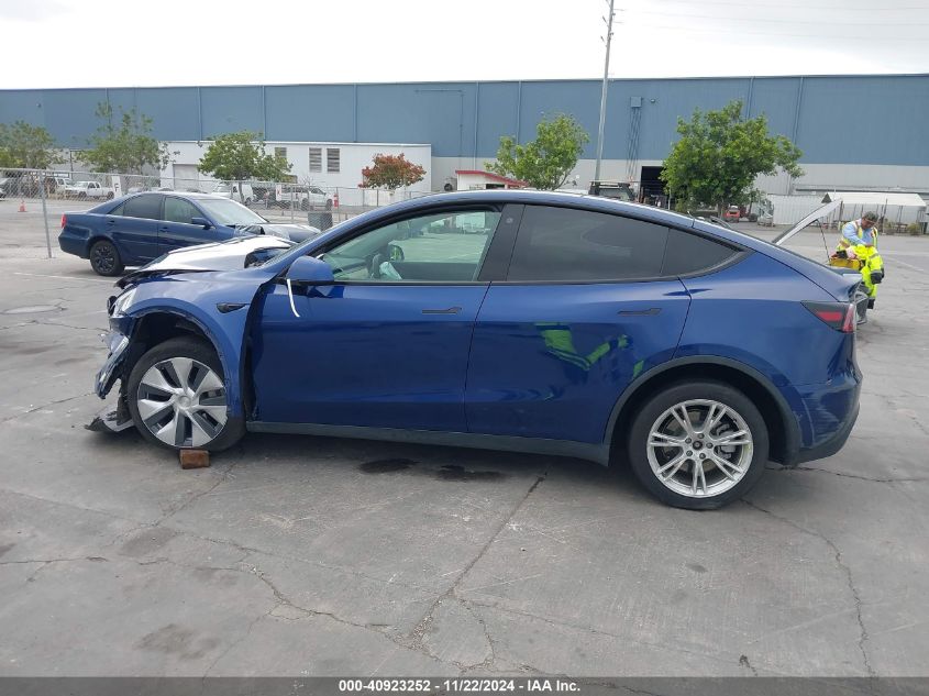 2021 Tesla Model Y Long Range Dual Motor All-Wheel Drive VIN: 5YJYGDEE9MF295956 Lot: 40923252