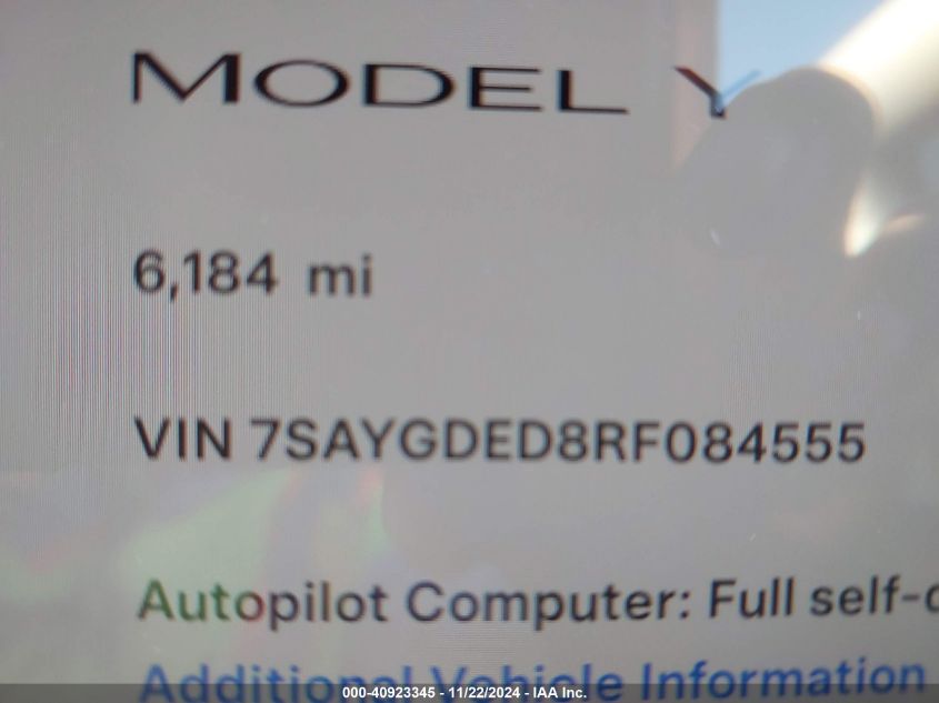 2024 Tesla Model Y Long Range Dual Motor All-Wheel Drive/Rwd VIN: 7SAYGDED8RF084555 Lot: 40923345