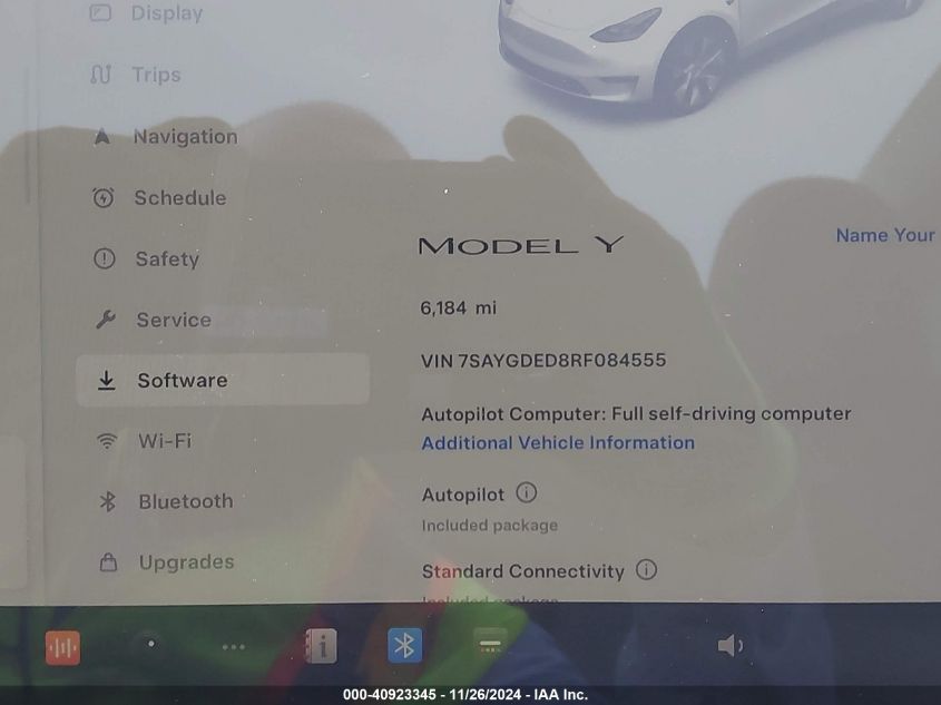 2024 Tesla Model Y Long Range Dual Motor All-Wheel Drive/Rwd VIN: 7SAYGDED8RF084555 Lot: 40923345