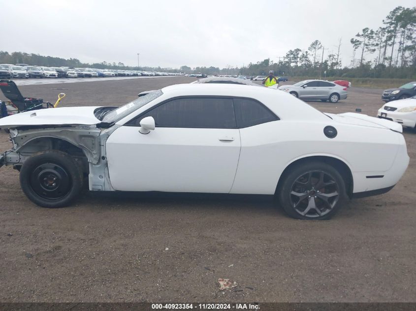 2018 Dodge Challenger Sxt Plus VIN: 2C3CDZAG2JH305809 Lot: 40923354