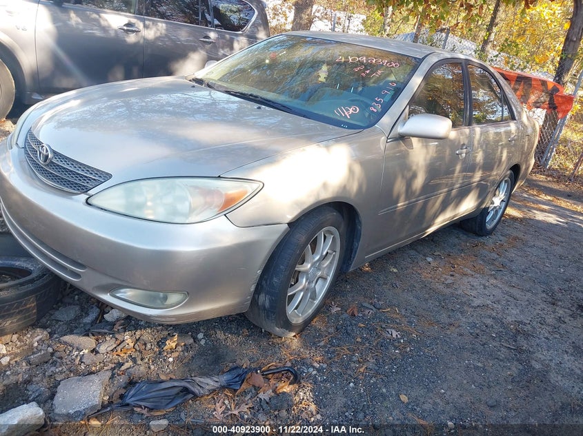 2004 Toyota Camry, Изъятое, IAAI, VIN 4T1BE32K94U835910 — фото 2