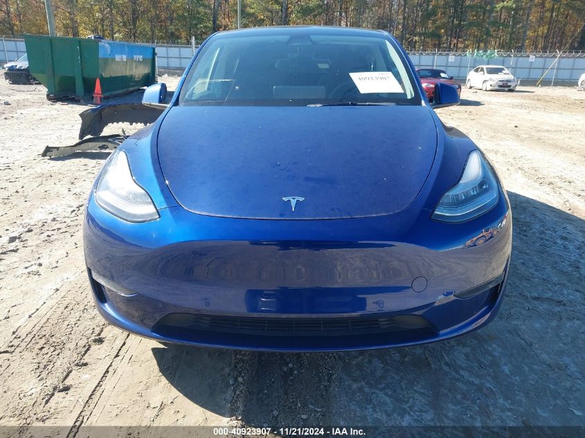 2021 Tesla Model Y Standard Range Rear-Wheel Drive VIN: 5YJYGDED3MF106337 Lot: 40923907