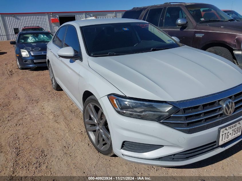 2019 Volkswagen Jetta 1.4T R-Line/1.4T S/1.4T Se VIN: 3VWC57BU4KM032891 Lot: 40923934