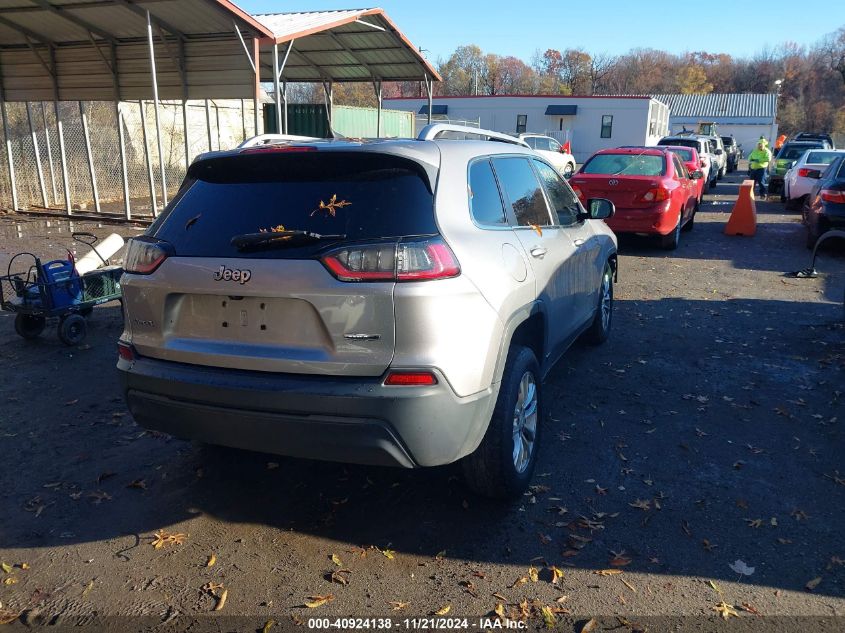 2019 Jeep Cherokee Latitude 4X4 VIN: 1C4PJMCB2KD228447 Lot: 40924138