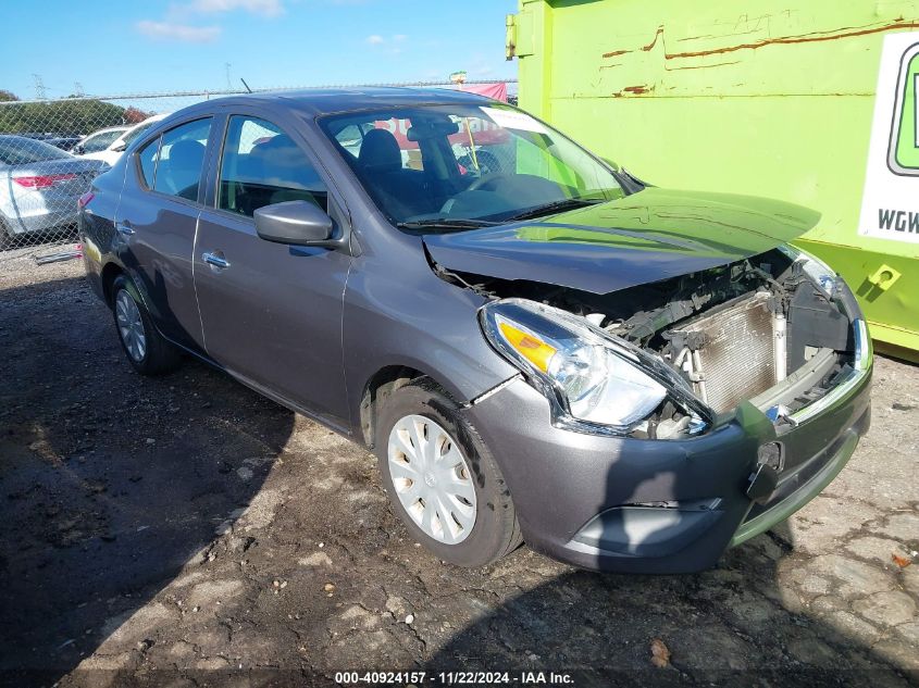 VIN 3N1CN7AP7KL818451 2019 Nissan Versa, 1.6 SV no.1