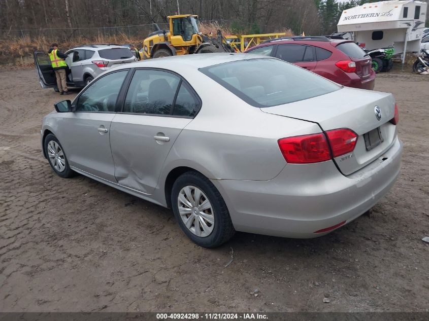 2011 Volkswagen Jetta 2.0L Base/2.0L S VIN: 3VW2K7AJ1BM390803 Lot: 40924298