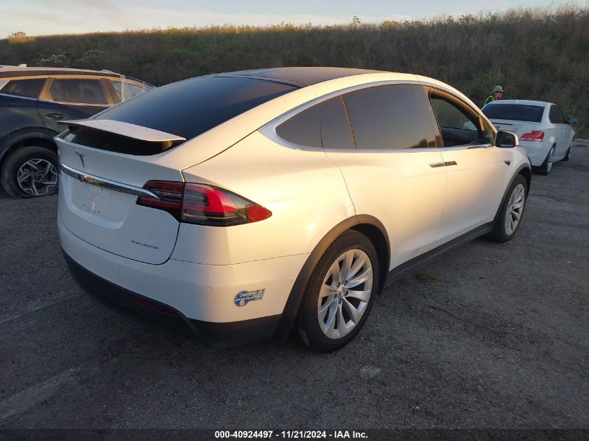 2020 Tesla Model X Long Range Dual Motor All-Wheel Drive/Long Range Plus Dual Motor All-Wheel Drive VIN: 5YJXCBE21LF260926 Lot: 40924497