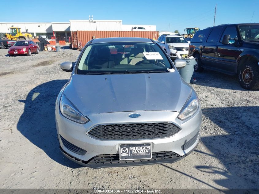 2017 Ford Focus Se VIN: 1FADP3K22HL317064 Lot: 40924536