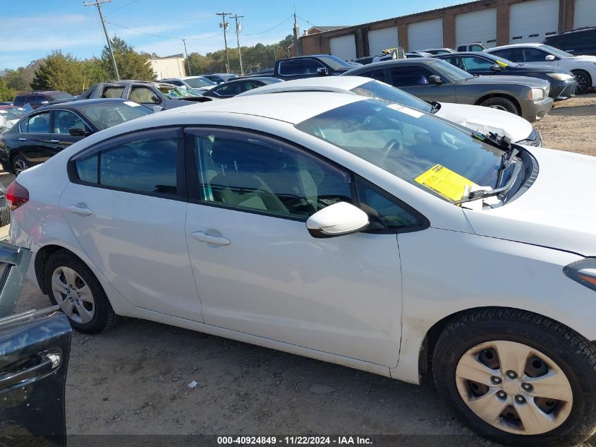 2017 Kia Forte Lx VIN: 3KPFK4A7XHE123508 Lot: 40924849