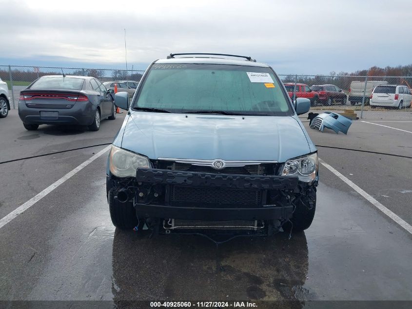 2009 Chrysler Town & Country Touring VIN: 2A8HR54169R631811 Lot: 40925060