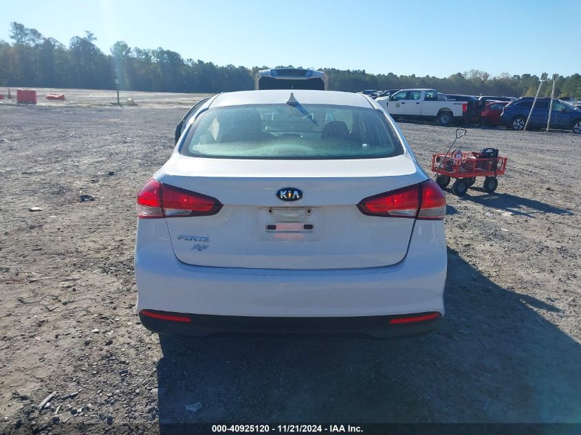 2018 Kia Forte Lx VIN: 3KPFK4A77JE231705 Lot: 40925120