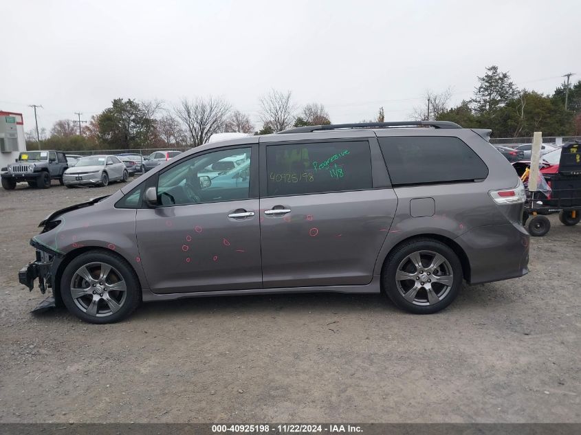 2017 Toyota Sienna Se 8 Passenger VIN: 5TDXZ3DC1HS826245 Lot: 40925198