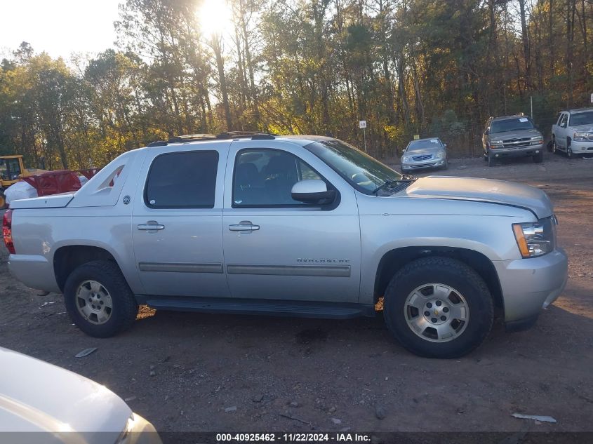 2013 Chevrolet Avalanche Lt VIN: 3GNMCFE07DG208289 Lot: 40925462