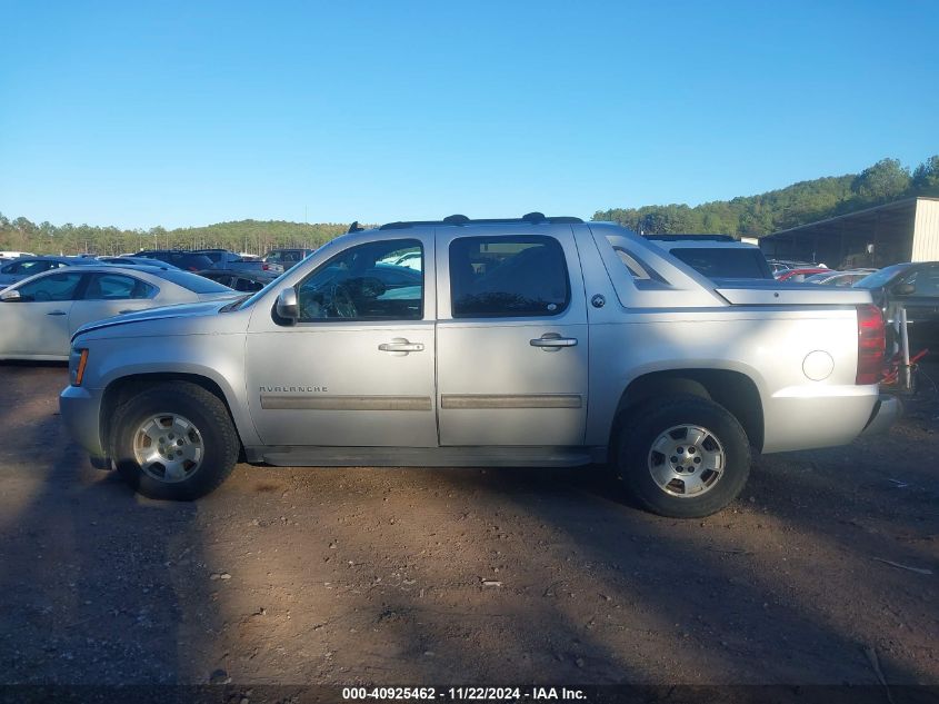 2013 Chevrolet Avalanche Lt VIN: 3GNMCFE07DG208289 Lot: 40925462