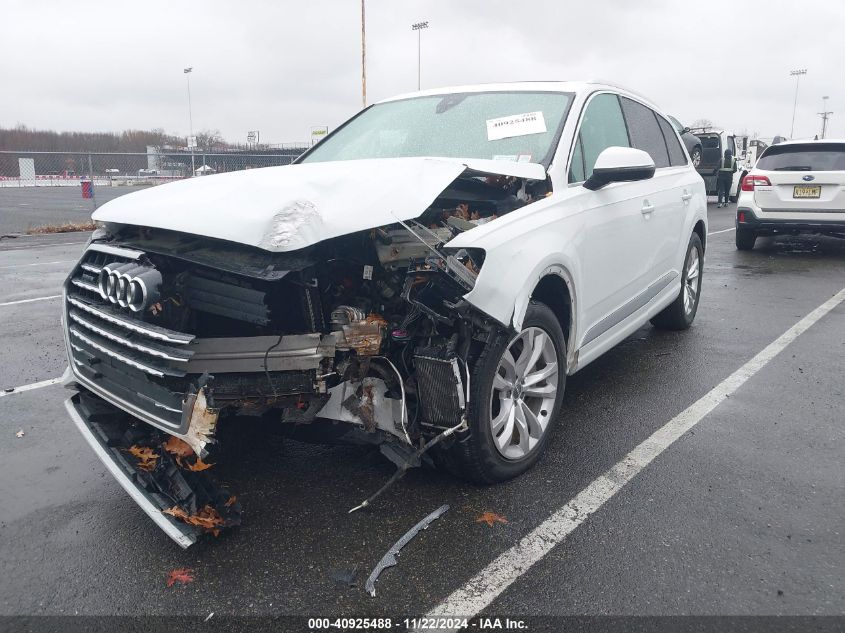 2018 Audi Q7 3.0T Premium VIN: WA1LAAF72JD047071 Lot: 40925488