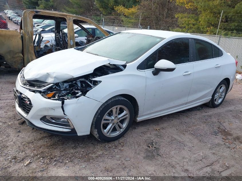 VIN 1G1BE5SM6H7184668 2017 CHEVROLET CRUZE no.2