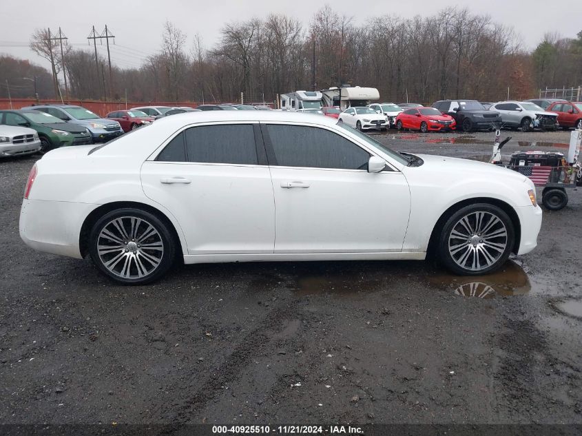 2013 Chrysler 300 300S VIN: 2C3CCABT5DH686799 Lot: 40925510