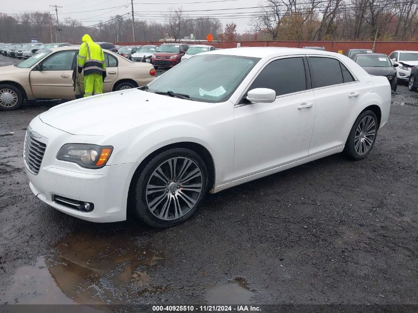 2013 Chrysler 300 300S VIN: 2C3CCABT5DH686799 Lot: 40925510