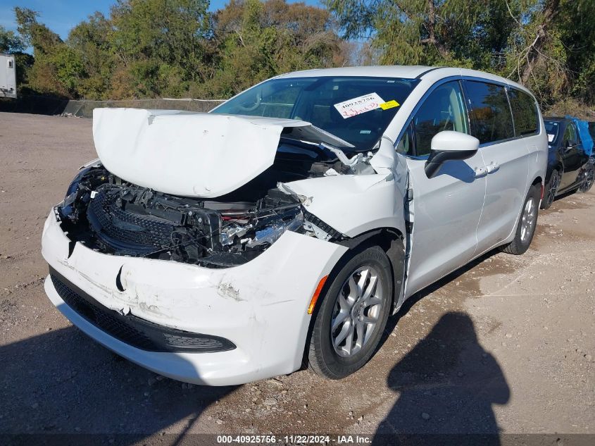 Vin: 2c4rc1cg7nr219063, lot: 41415478, chrysler voyager lx 20222