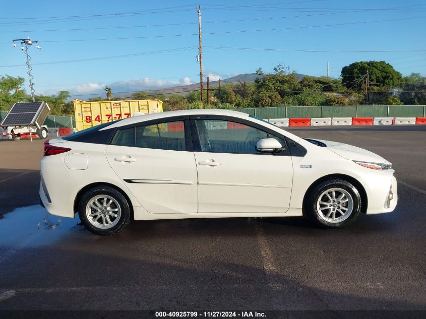 VIN JTDKARFP0H3038062 2017 Toyota Prius, Prime Adva... no.13