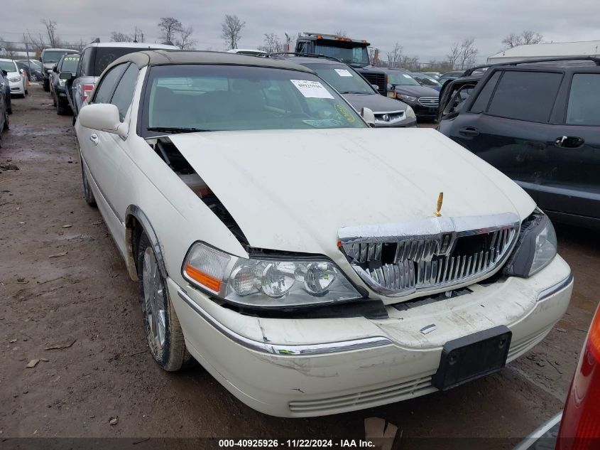 2004 Lincoln Town Car Ultimate VIN: 1LNHM83W34Y630796 Lot: 40925926