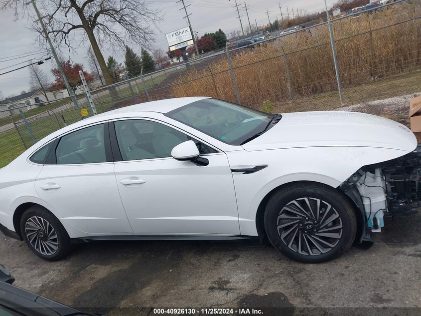 2024 HYUNDAI SONATA HYBRID VIN: KMHL34JJ1RA097246