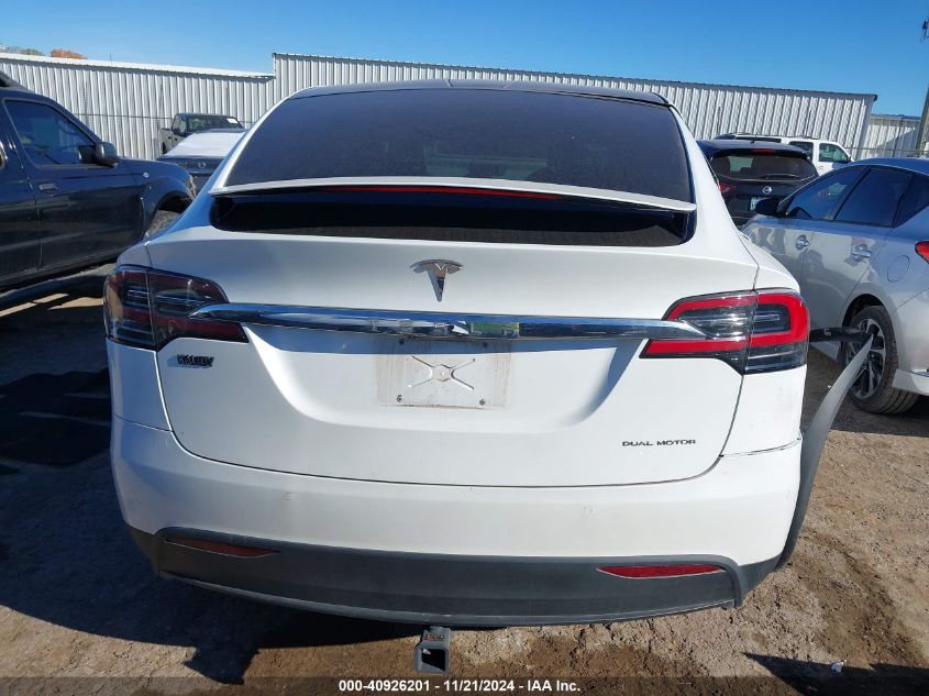 2020 Tesla Model X Long Range Dual Motor All-Wheel Drive/Long Range Plus Dual Motor All-Wheel Drive VIN: 5YJXCAE20LF237485 Lot: 40926201