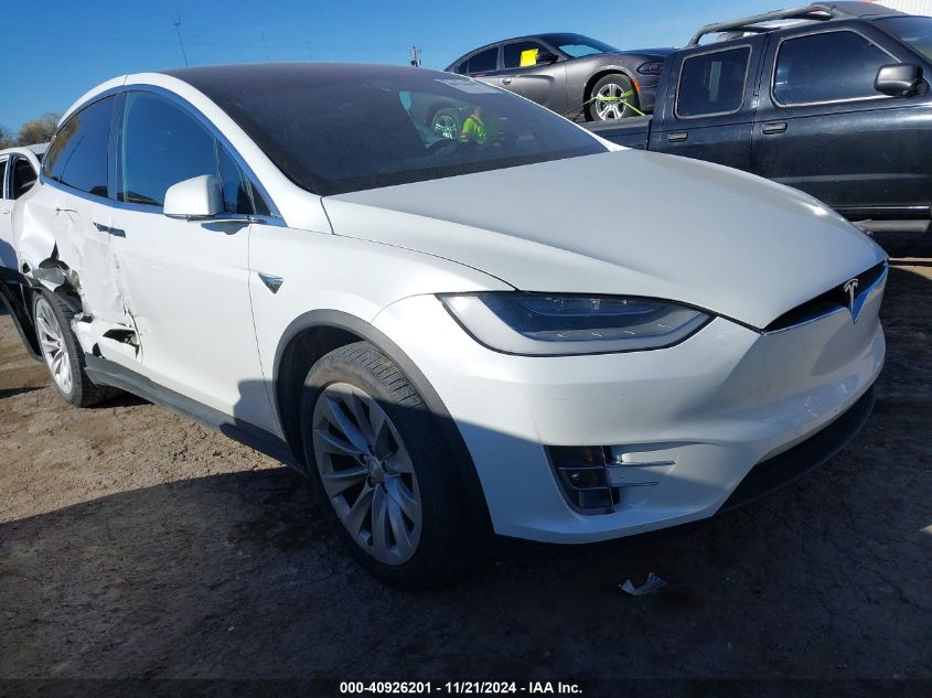 2020 Tesla Model X Long Range Dual Motor All-Wheel Drive/Long Range Plus Dual Motor All-Wheel Drive VIN: 5YJXCAE20LF237485 Lot: 40926201