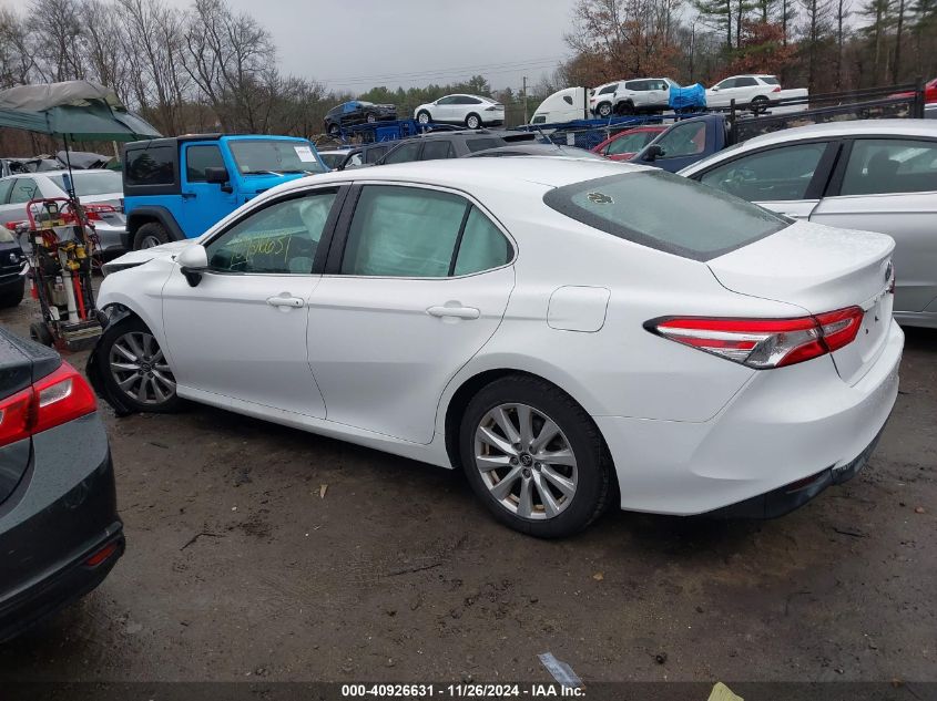 VIN 4T1B11HK1JU540285 2018 Toyota Camry, LE no.14