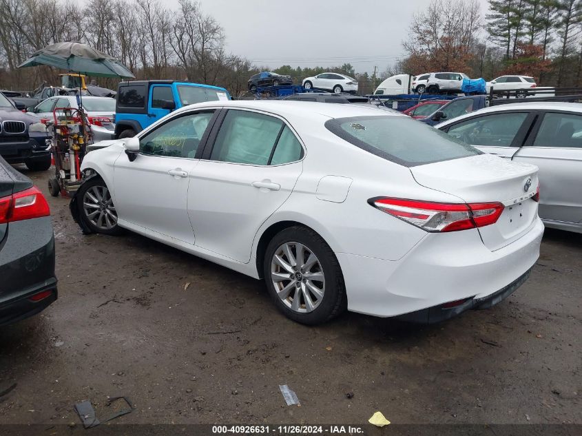 VIN 4T1B11HK1JU540285 2018 Toyota Camry, LE no.3