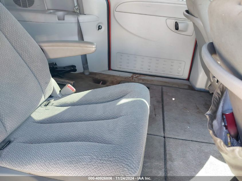 2005 Chrysler Town & Country Touring VIN: 2C4GP54L05R156922 Lot: 40926806